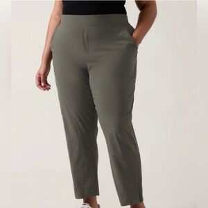 Athleta Brooklyn Ankle Pant. New with tags. Size 16.